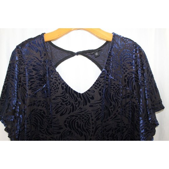 Torrid Womens Blue Velvet Short Sleeve Cutout Back Dress 3/3X - Picture 3 of 8